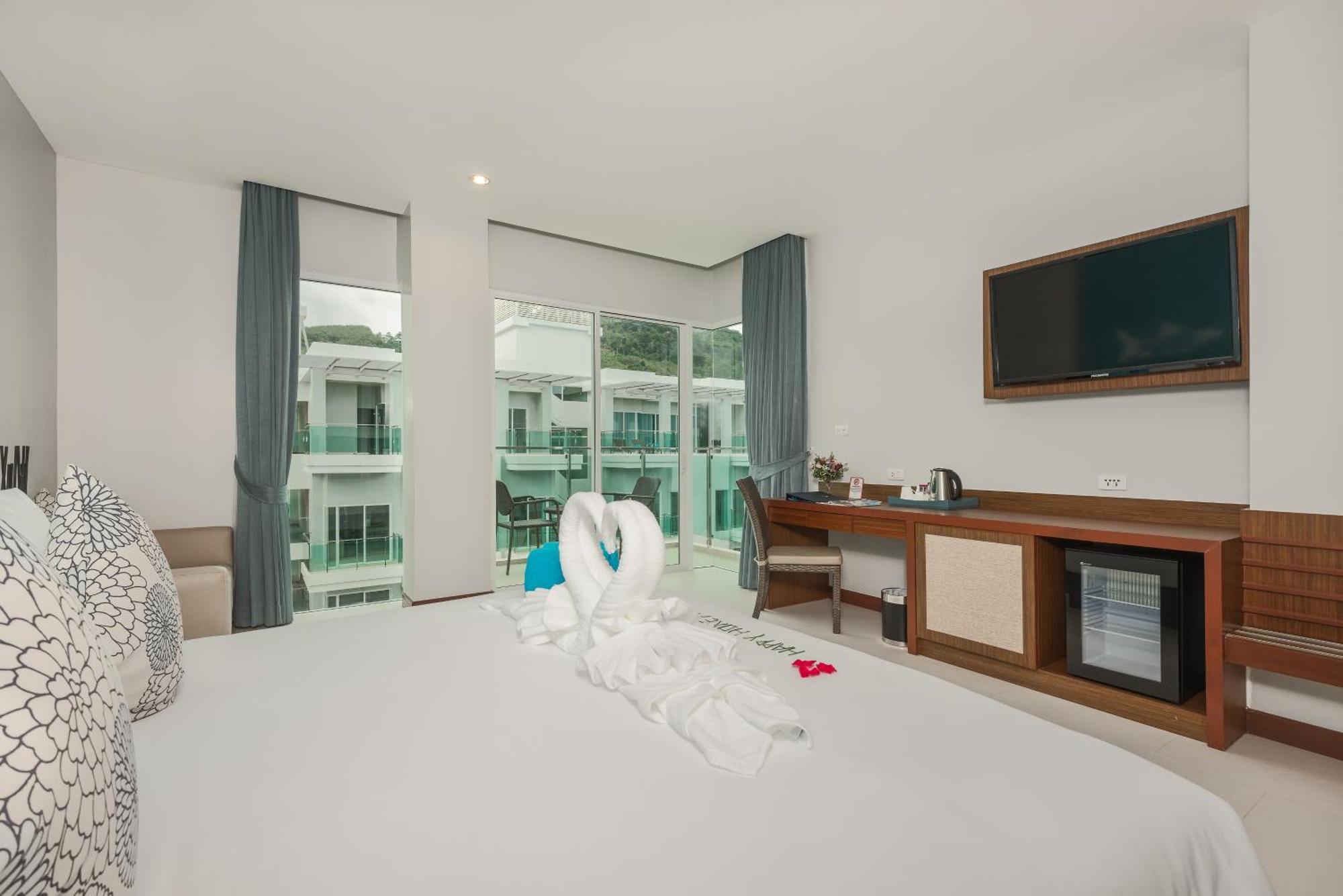Fishermens Harbour Urban Resort - Sha Extra Plus Patong Екстер'єр фото