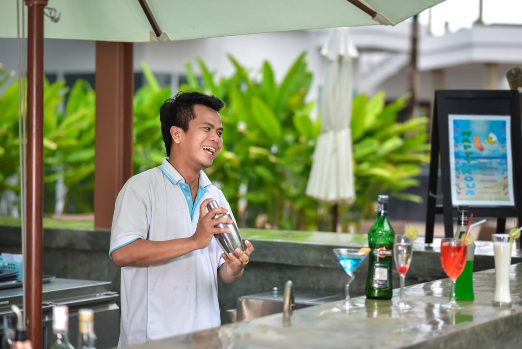 Fishermens Harbour Urban Resort - Sha Extra Plus Patong Екстер'єр фото